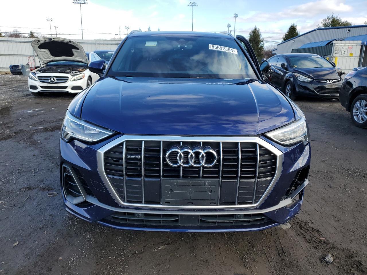 2021 AUDI Q3 PREMIUM - Image 5