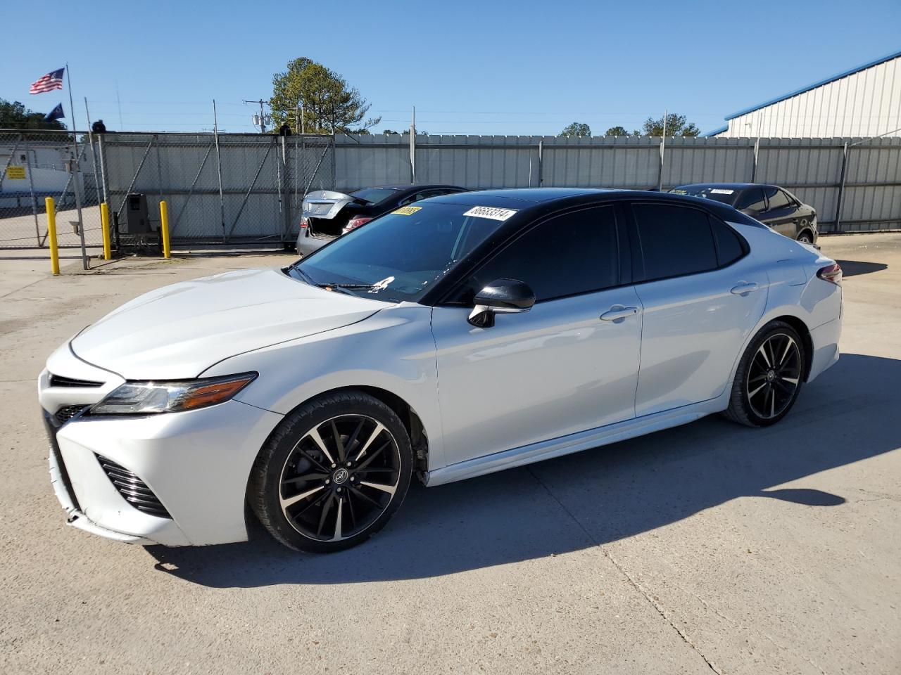 2019 TOYOTA CAMRY XSE
