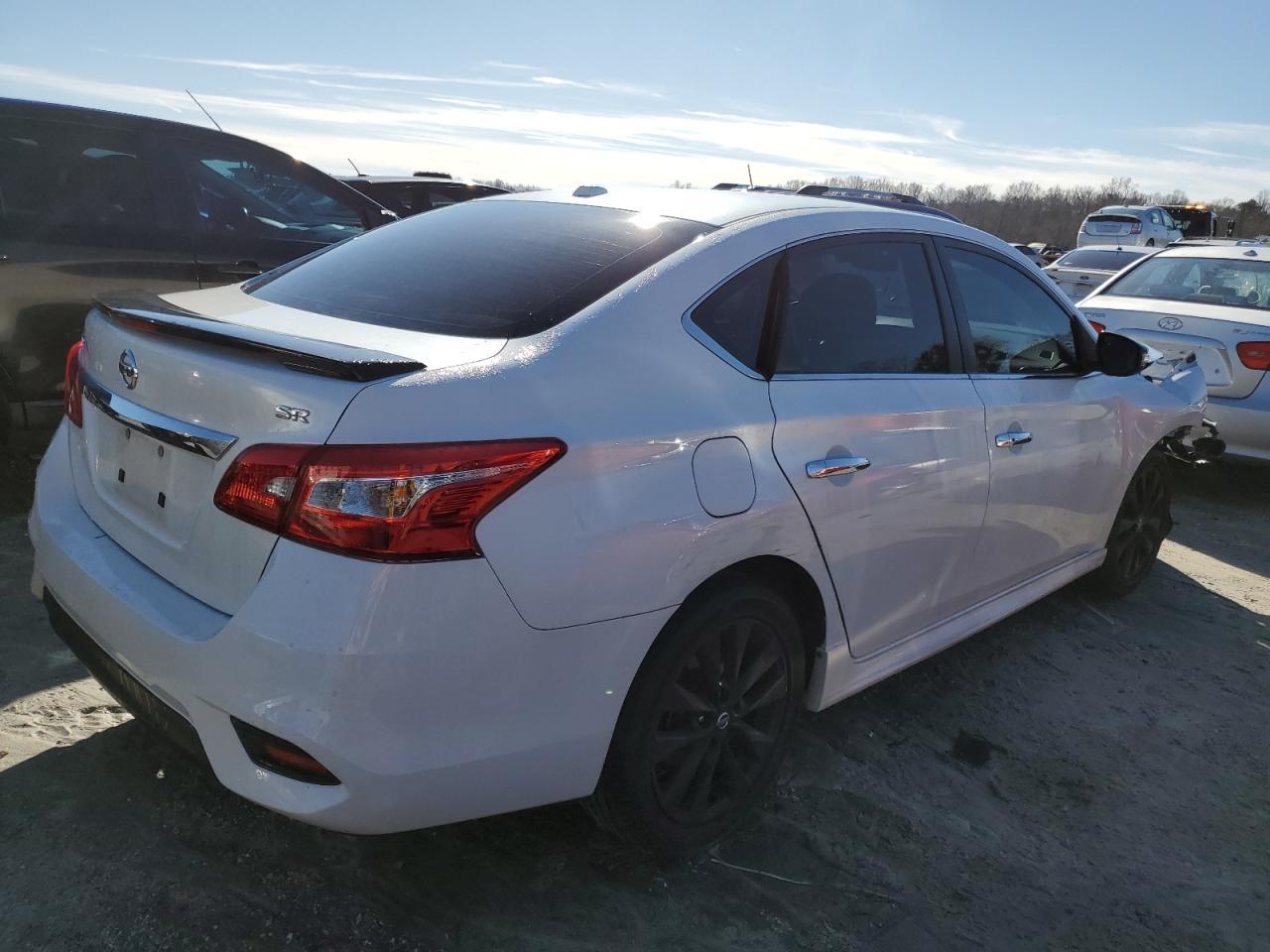 2017 NISSAN SENTRA S - Фото 3