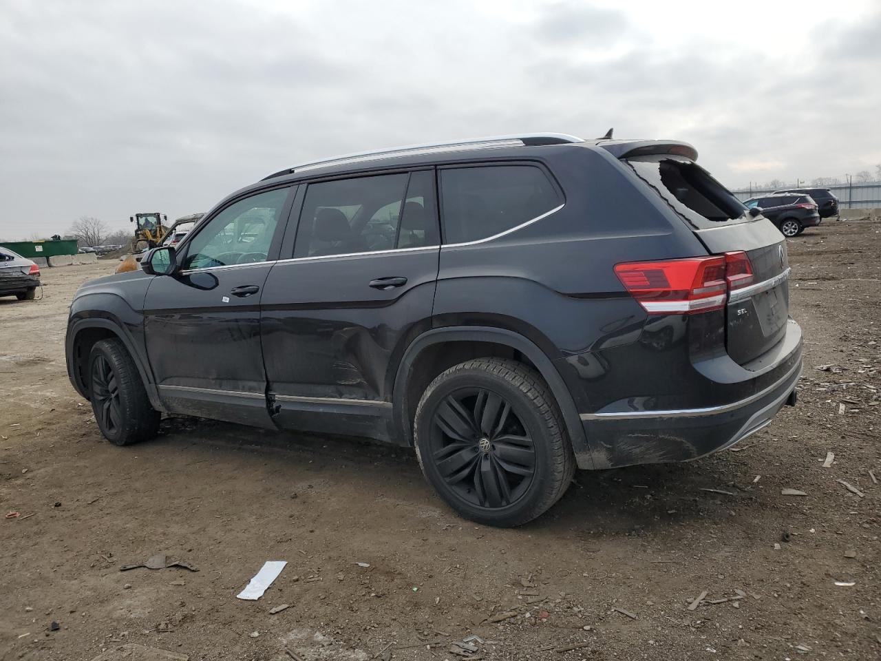 2019 VOLKSWAGEN ATLAS SEL - Image 2