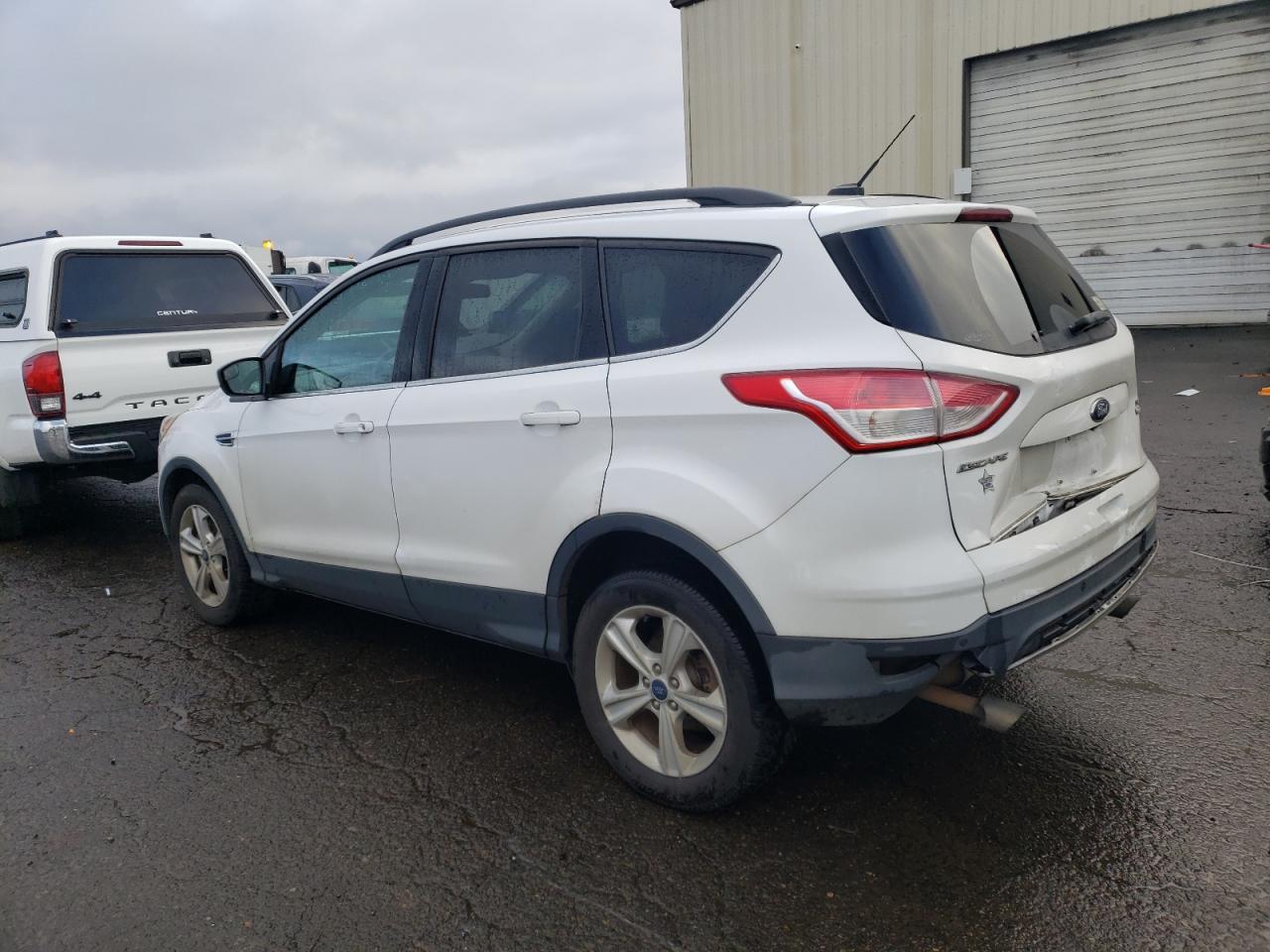 2015 FORD ESCAPE SE - Image 2