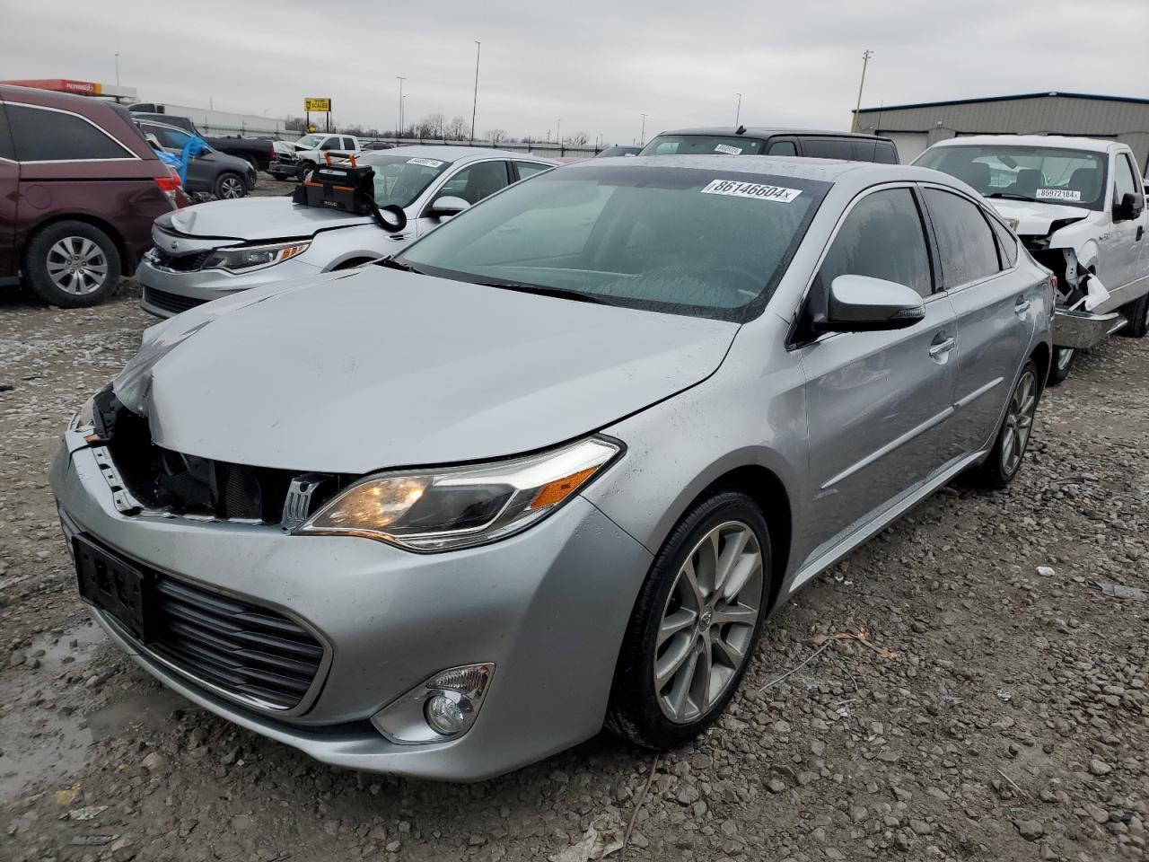 2015 TOYOTA AVALON XLE