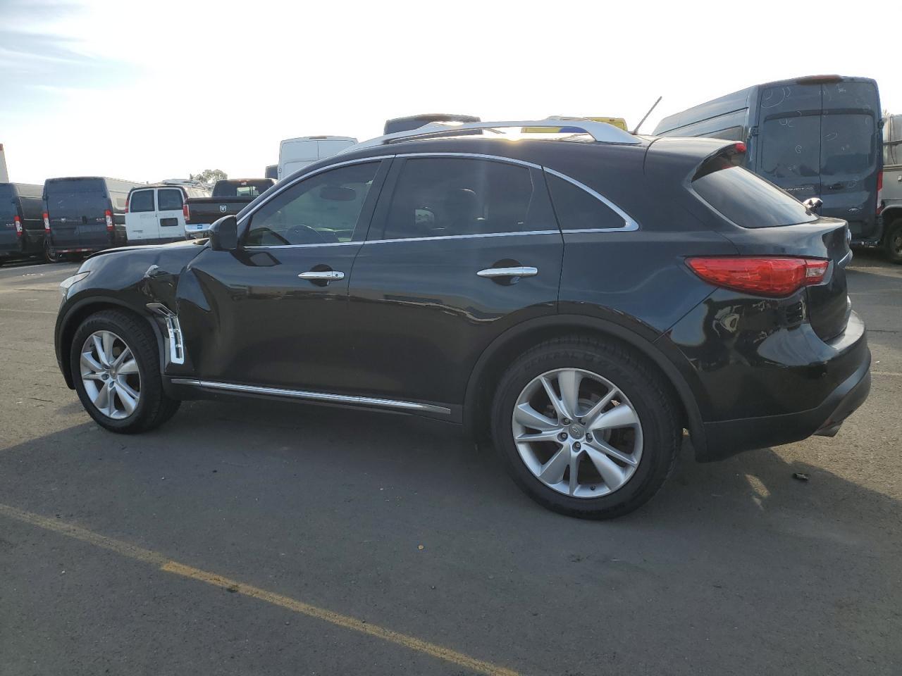 2013 INFINITI FX37 - Image 2