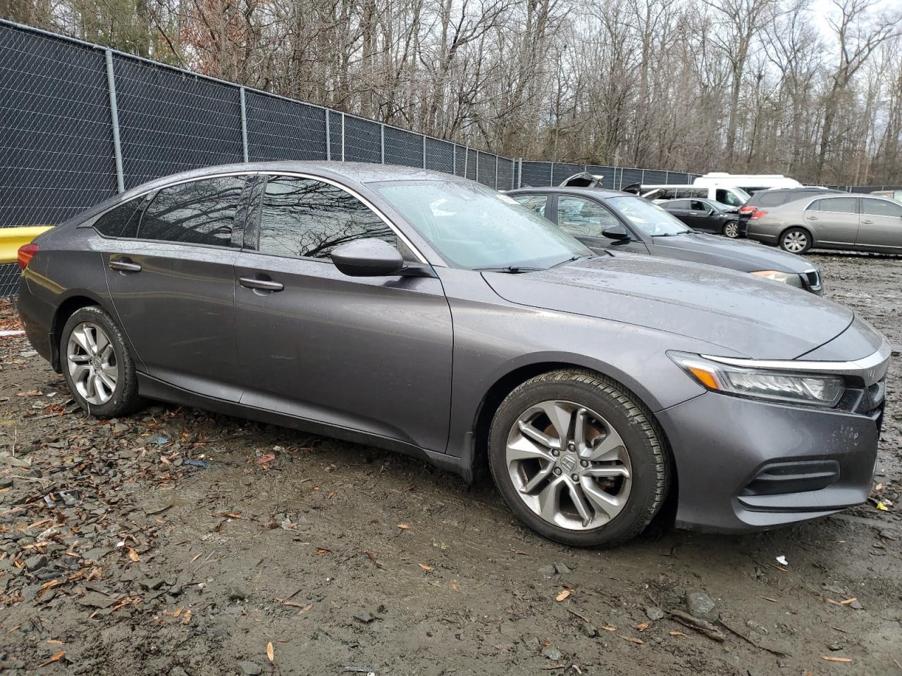 2018 HONDA ACCORD LX - Фото 4