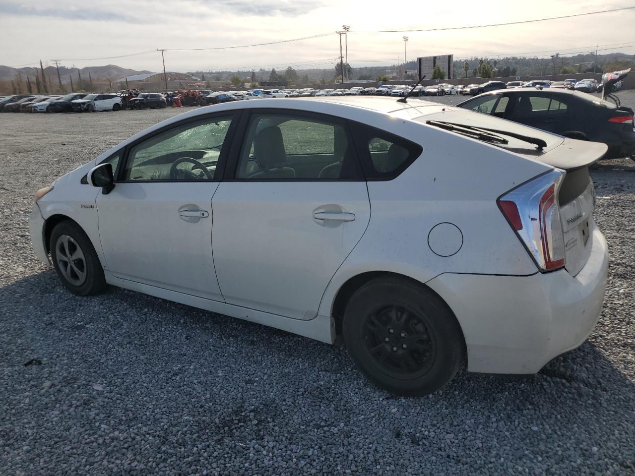 2013 TOYOTA PRIUS - Фото 2