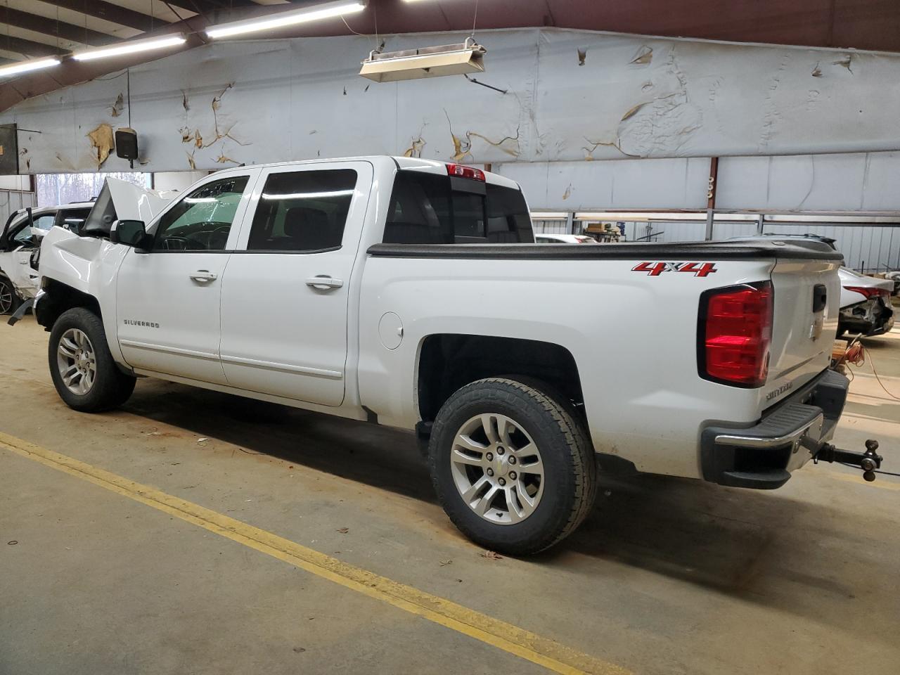 2018 CHEVROLET SILVERADO - Фото 2
