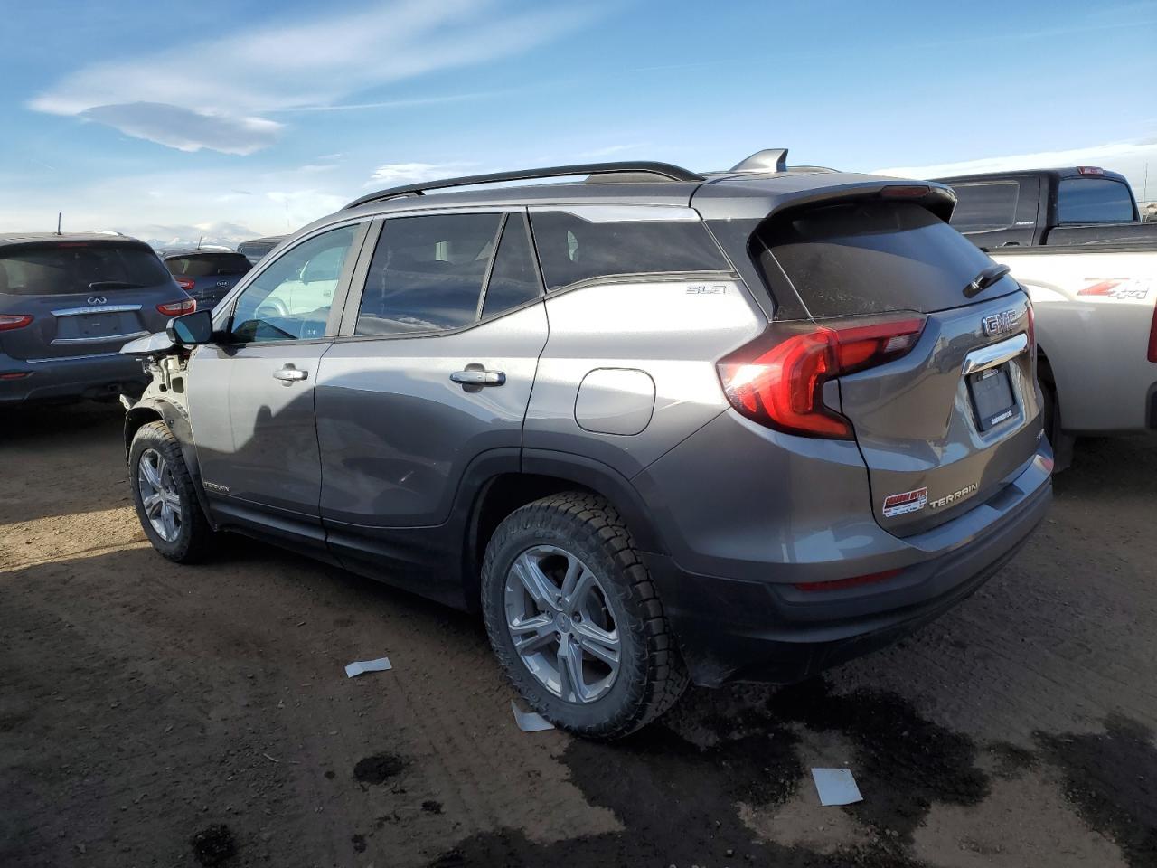 2021 GMC TERRAIN SL - Image 2