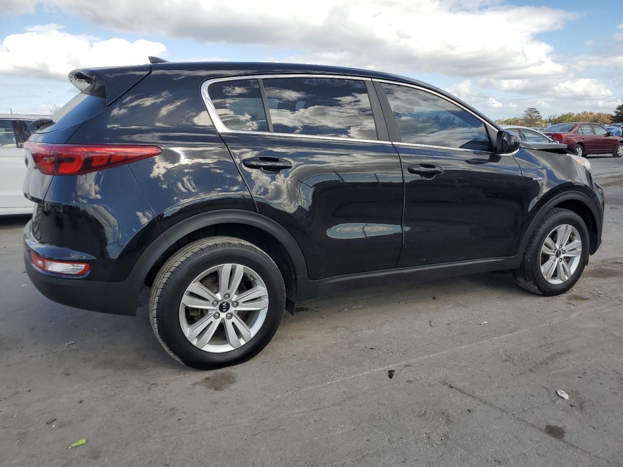 2017 KIA SPORTAGE L - Image 3