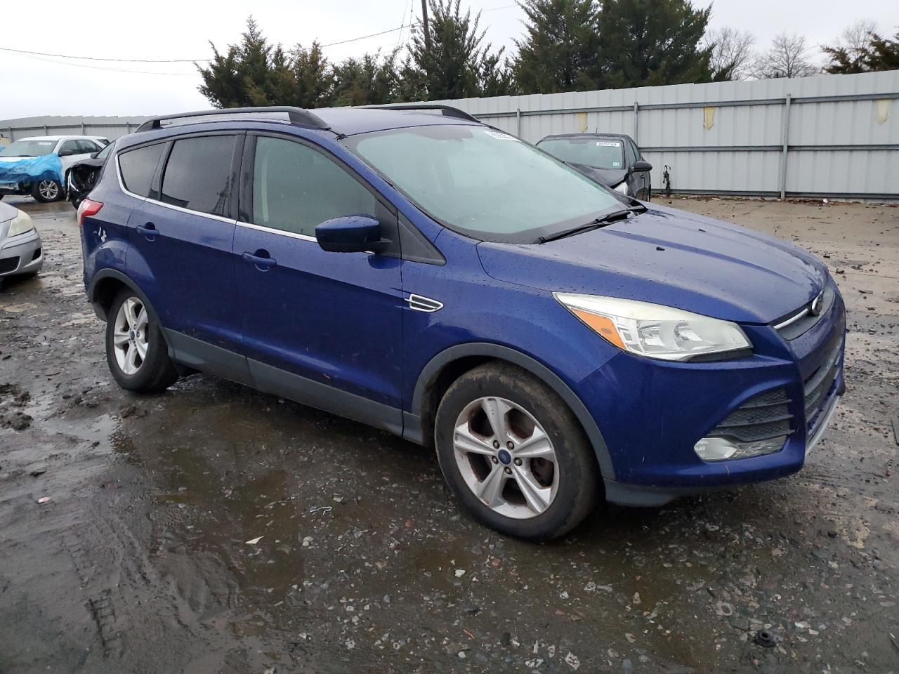 2014 FORD ESCAPE SE - Image 4