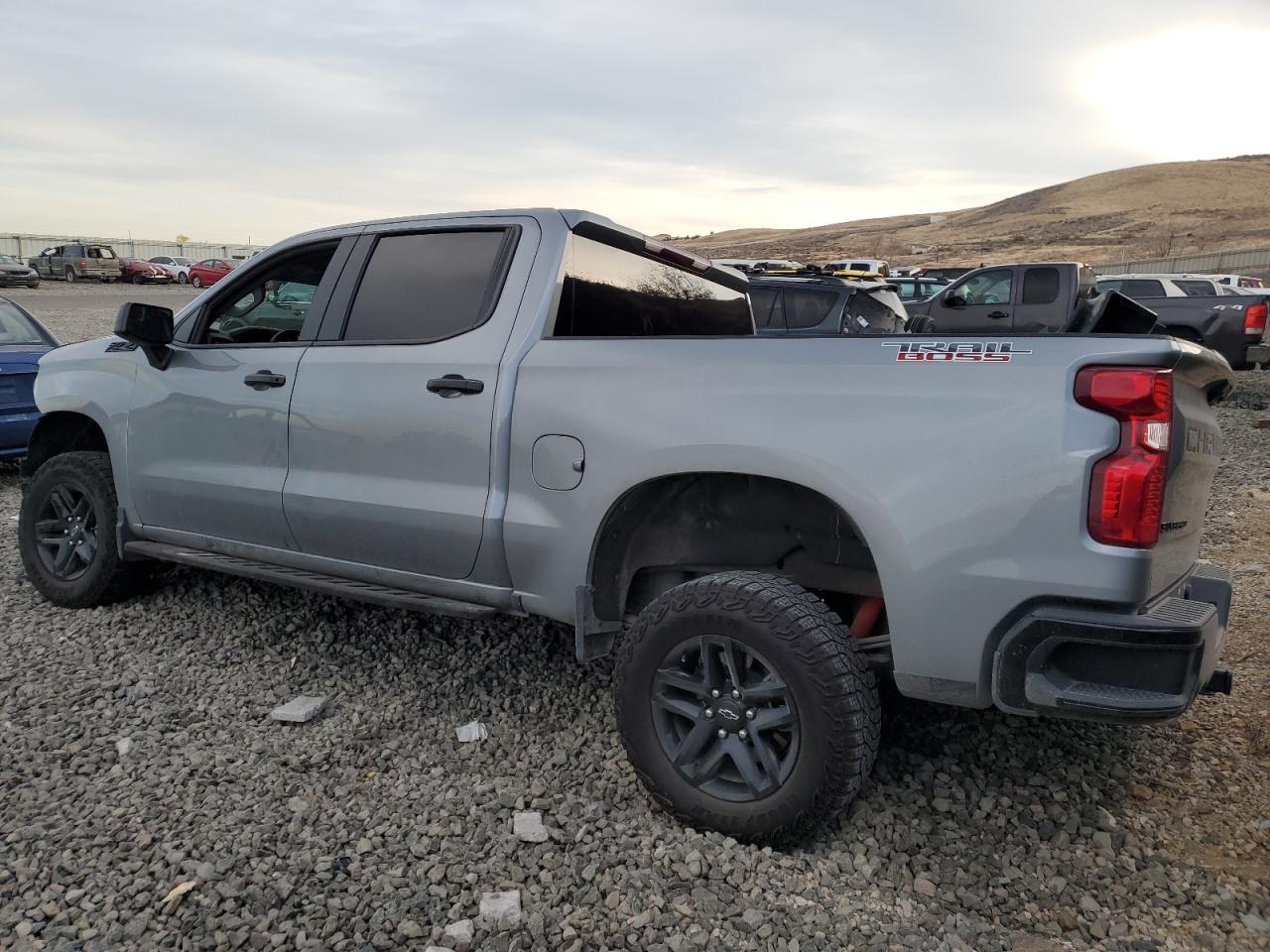 2023 CHEVROLET SILVERADO - Image 2