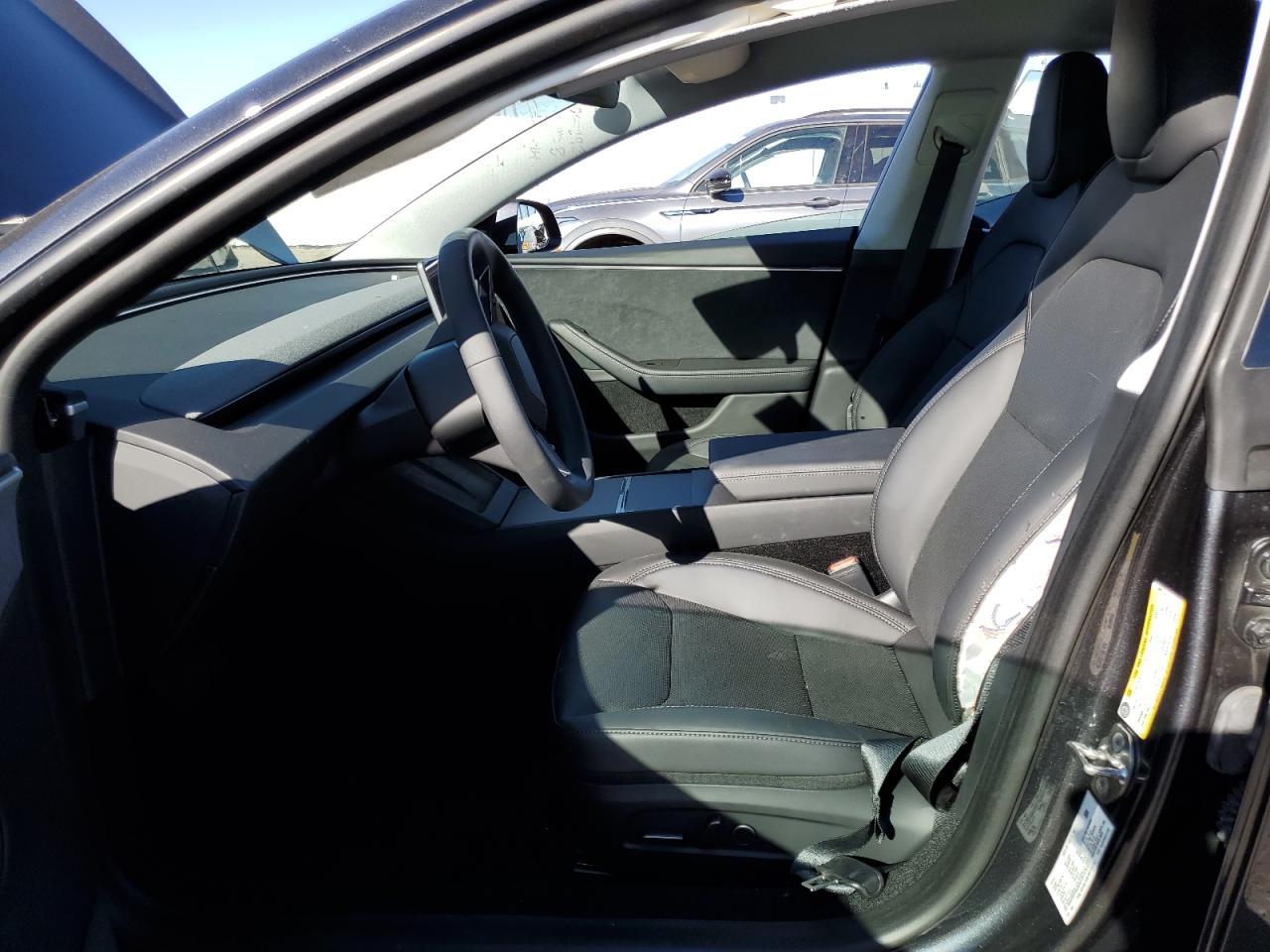 2024 TESLA MODEL 3 - Фото 7