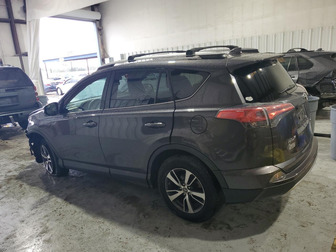 2016 TOYOTA RAV4 XLE - Фото 2