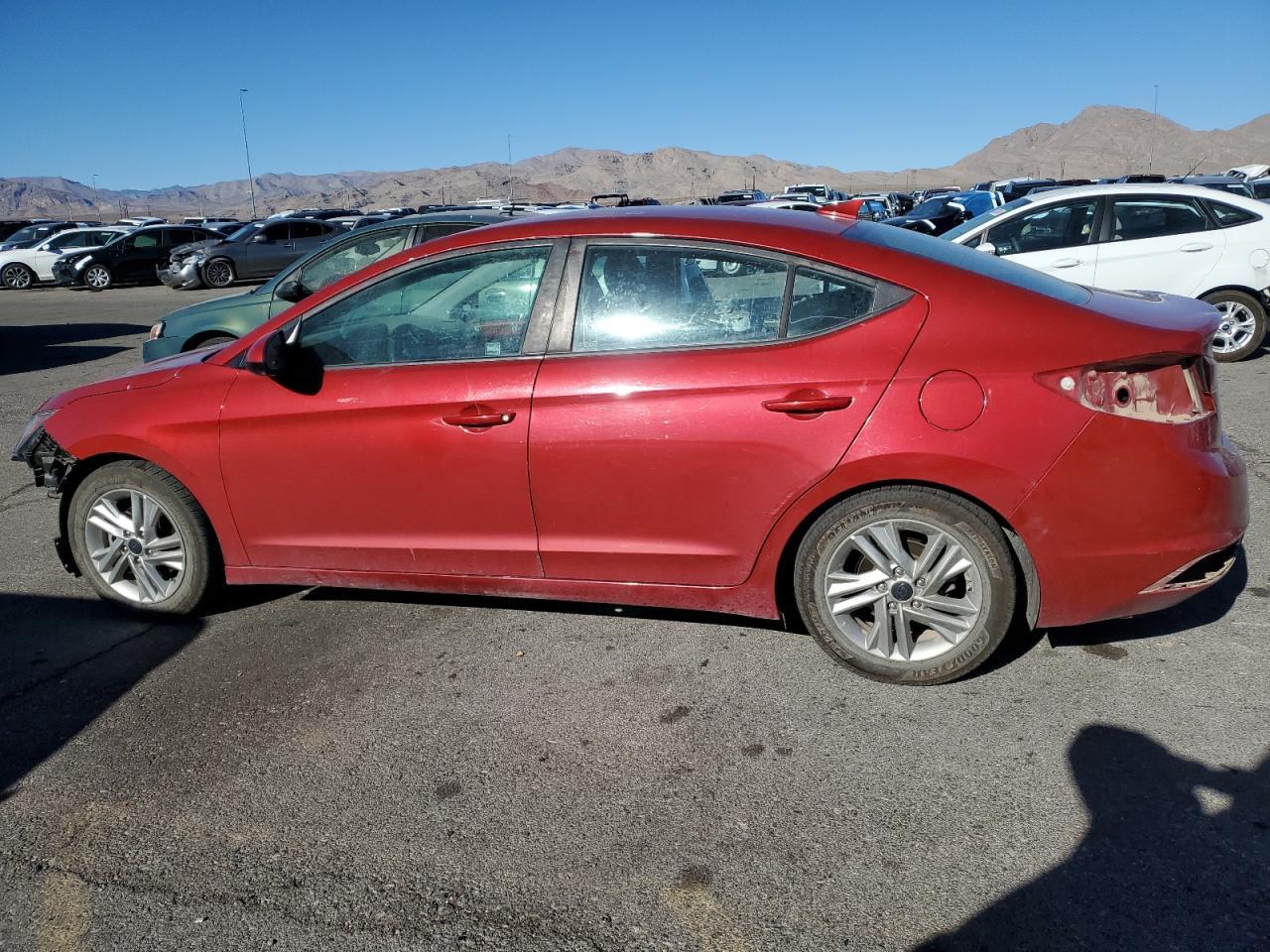2019 HYUNDAI ELANTRA SE - Фото 2