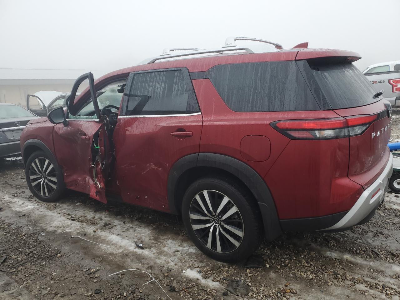 2024 NISSAN PATHFINDER - Фото 2