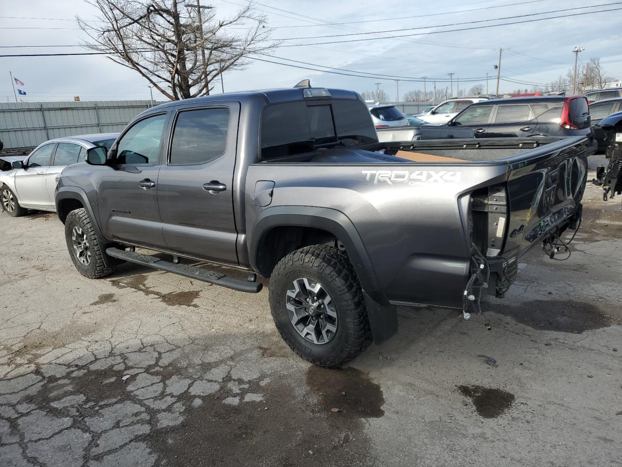 2019 TOYOTA TACOMA DOU - Фото 2