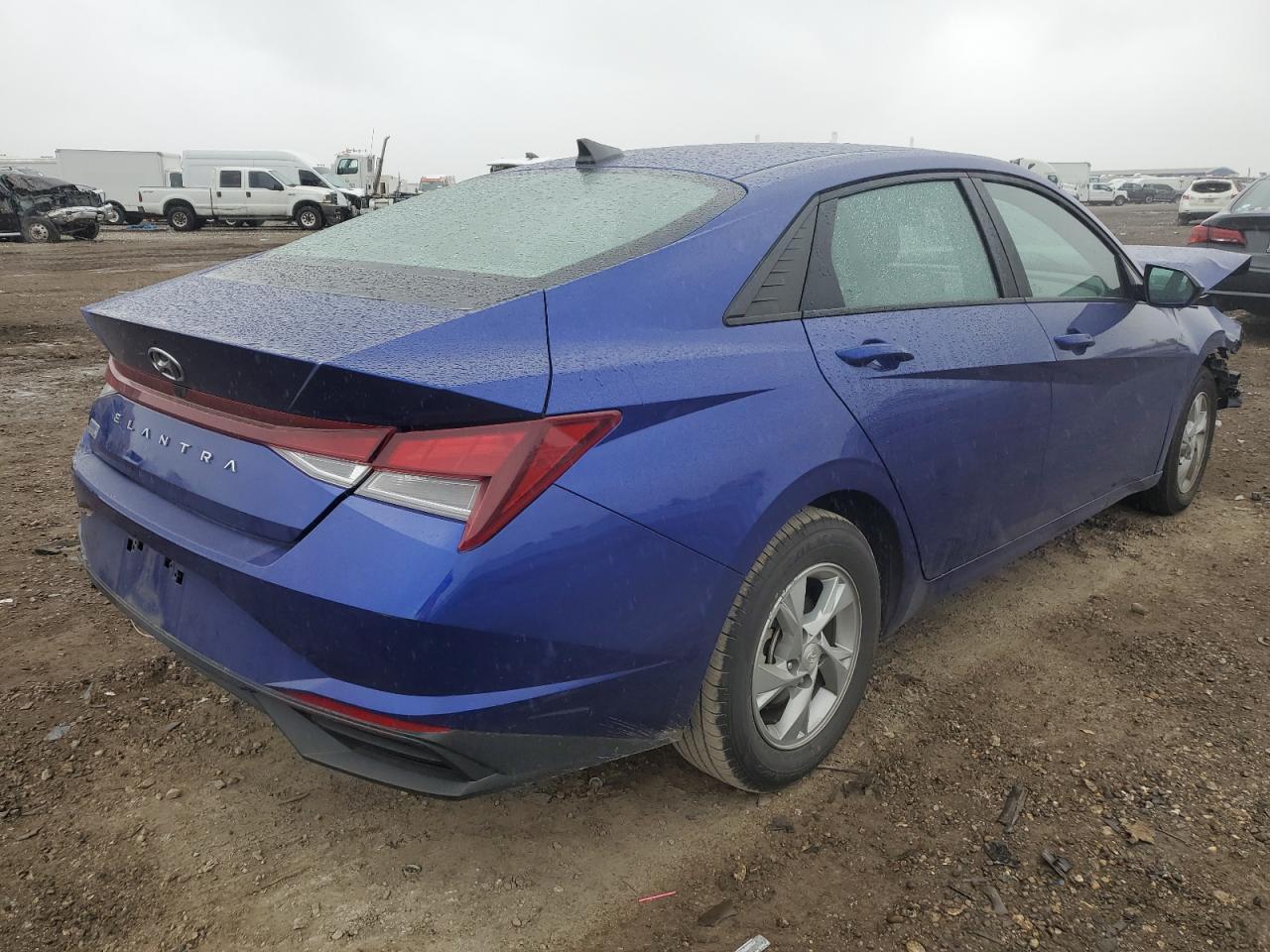 2023 HYUNDAI ELANTRA SE - Image 3