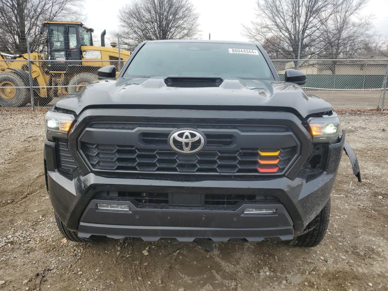 2024 TOYOTA TACOMA DOU - Image 5