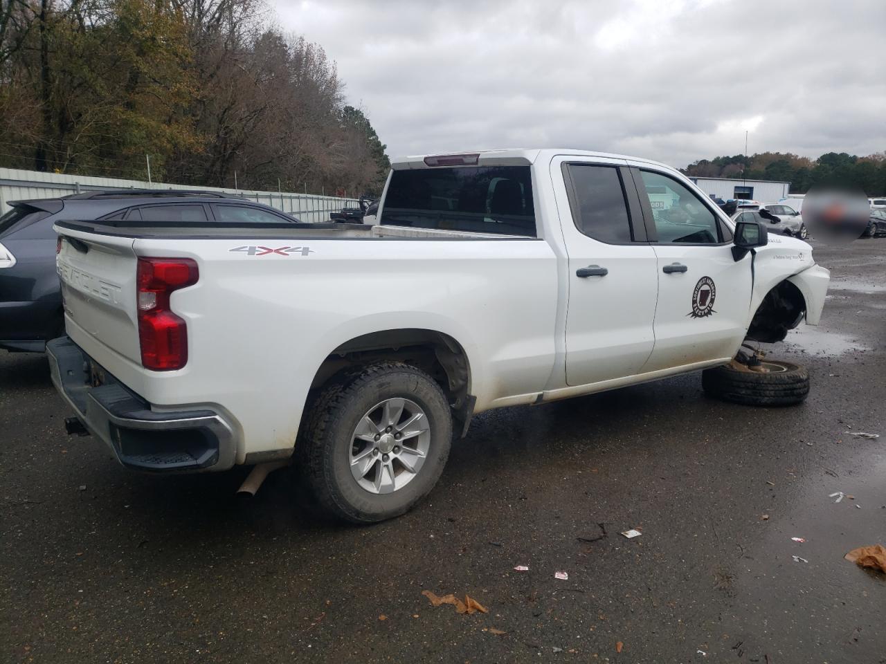 2019 CHEVROLET SILVERADO - Фото 3
