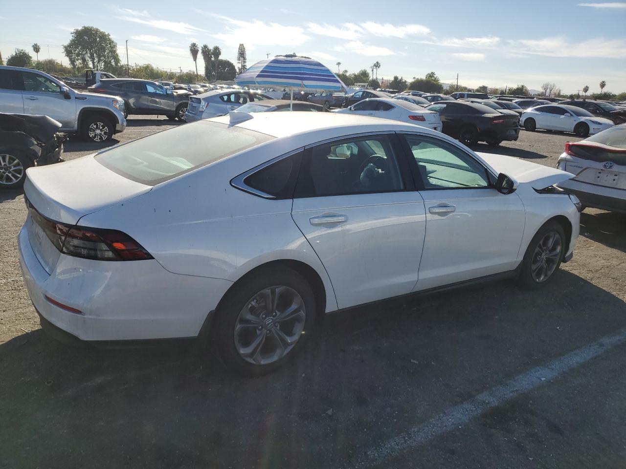 2024 HONDA ACCORD EX - Фото 3