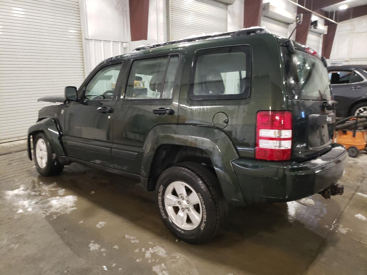 2011 JEEP LIBERTY SP - Фото 2