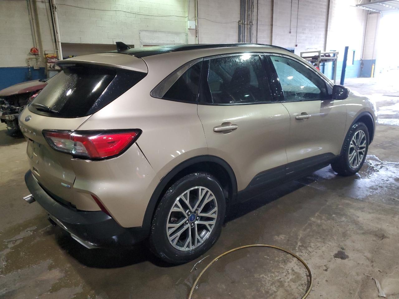 2020 FORD ESCAPE SEL - Image 3