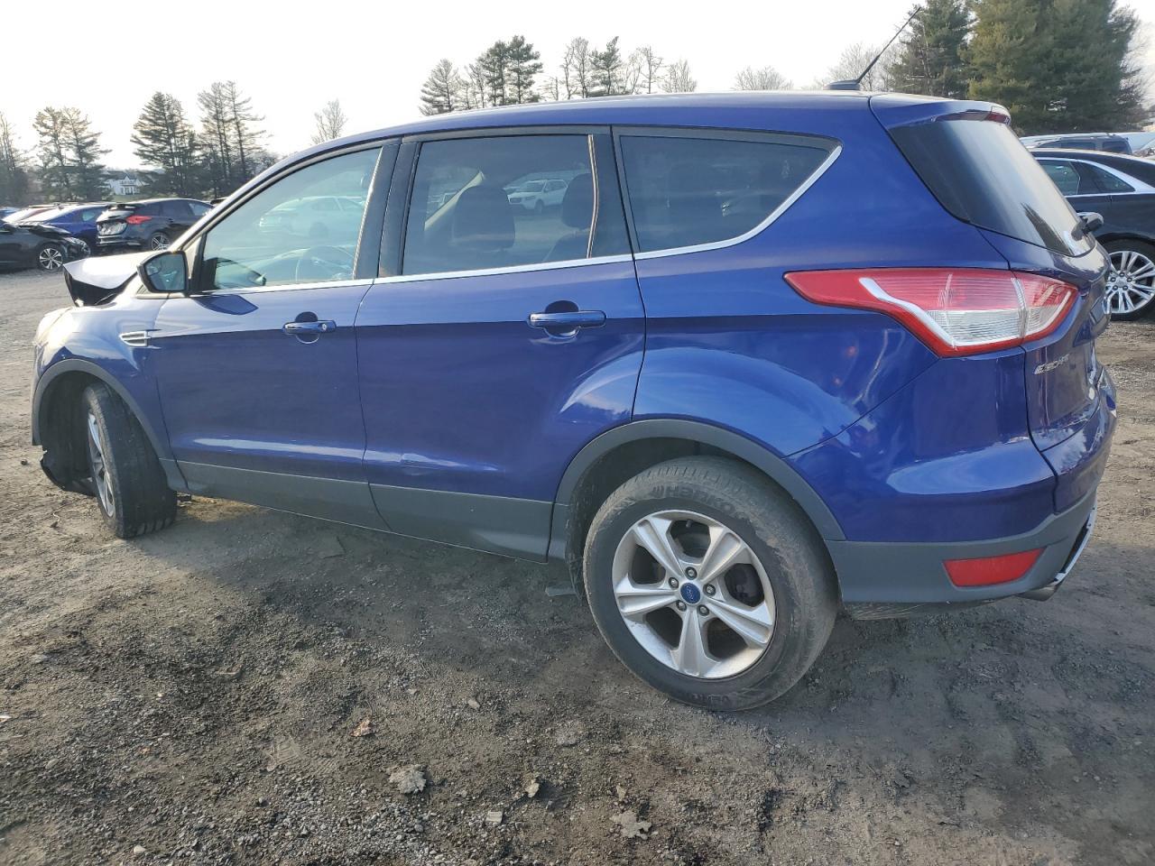 2015 FORD ESCAPE SE - Image 2