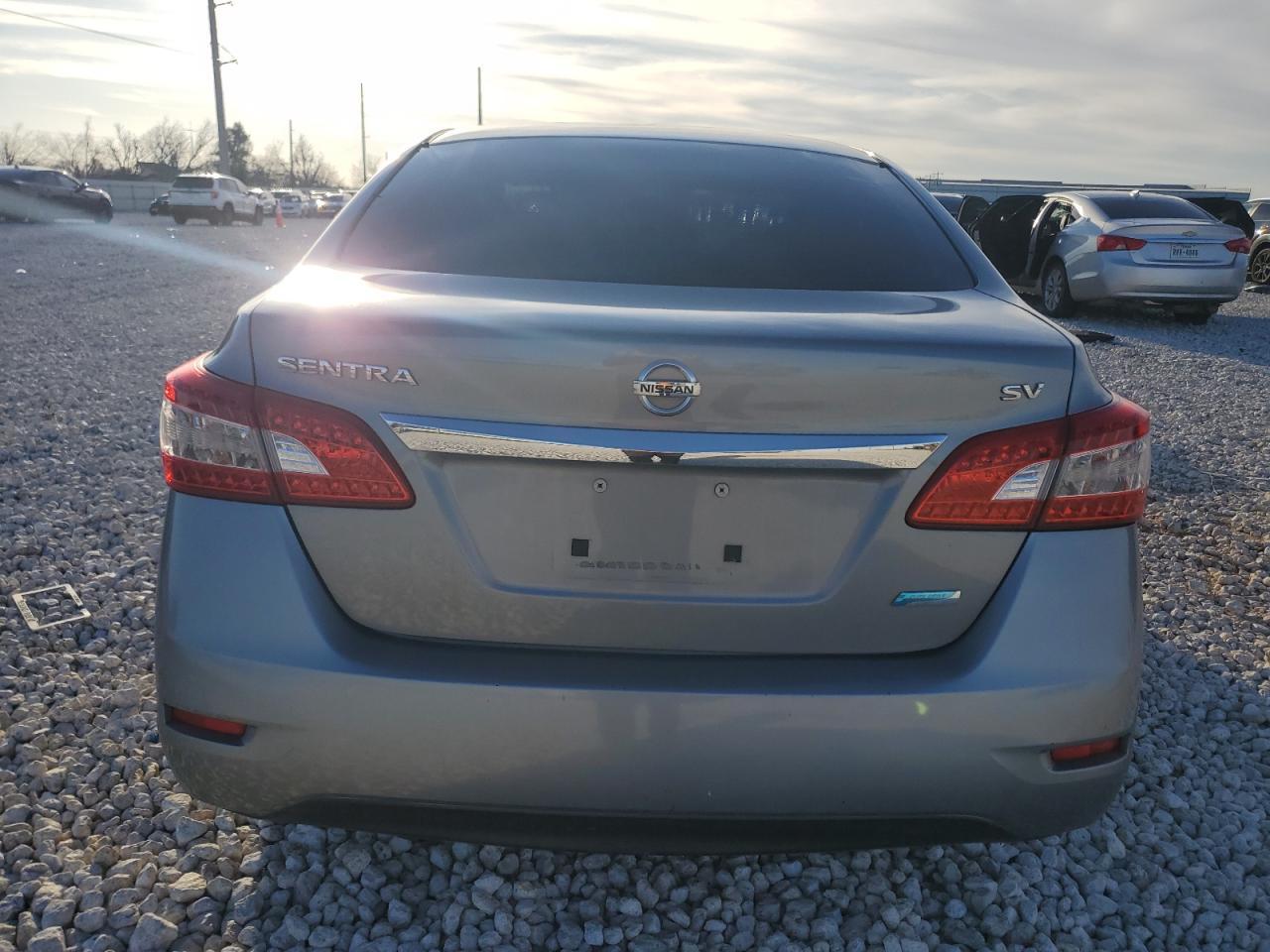2013 NISSAN SENTRA S - Фото 6