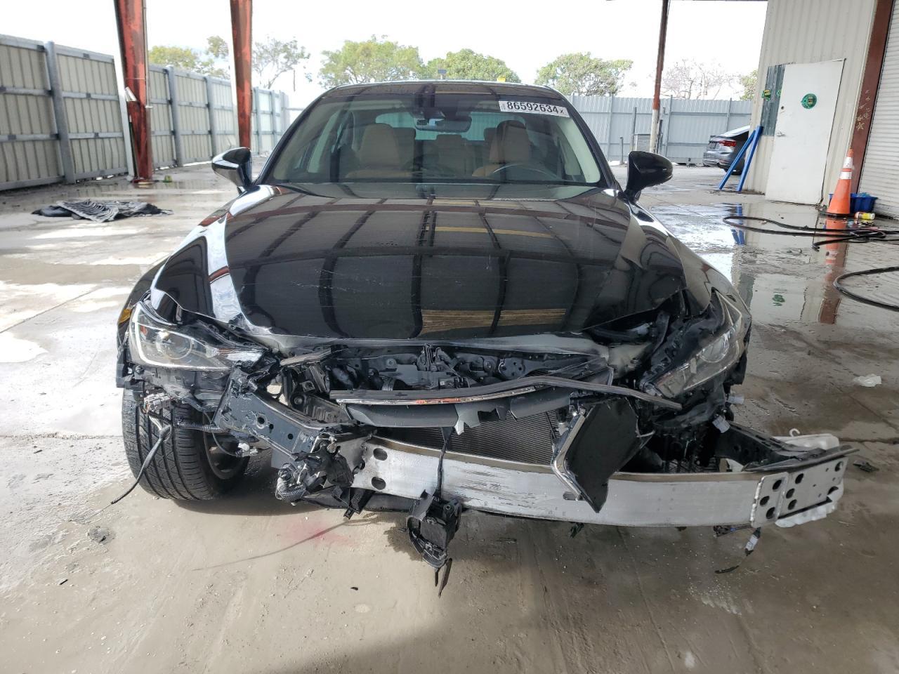 2019 LEXUS IS 300 - Image 5
