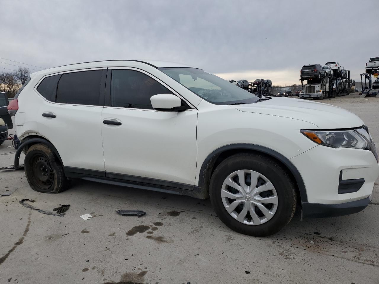 2018 NISSAN ROGUE S - Фото 4