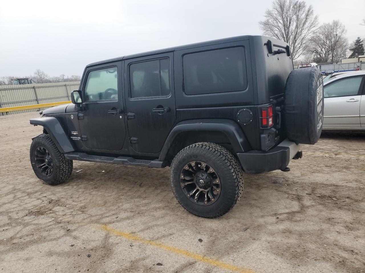 2012 JEEP WRANGLER U - Image 2