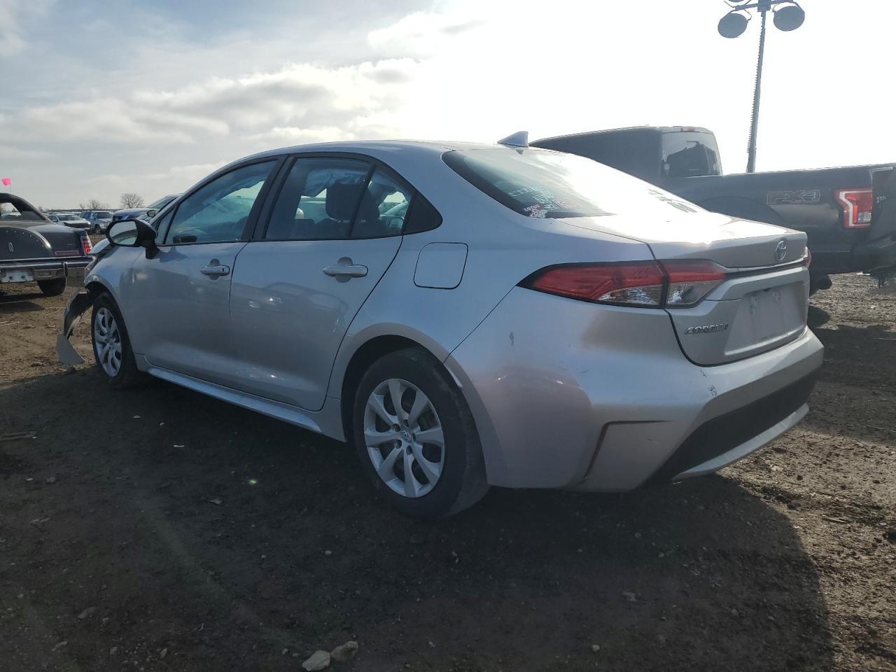 2022 TOYOTA COROLLA LE - Фото 2
