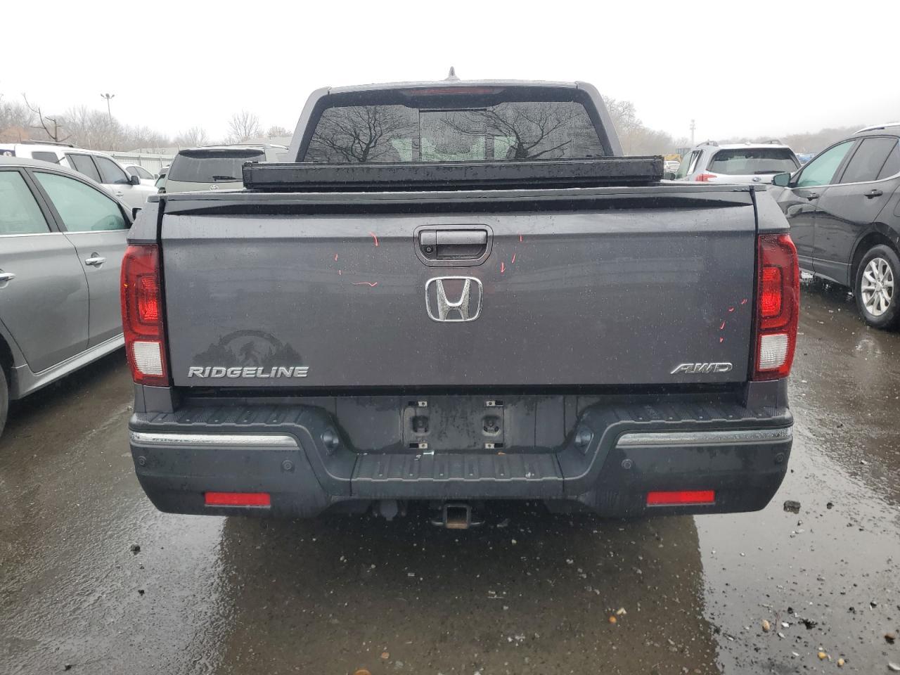 2017 HONDA RIDGELINE - Image 6