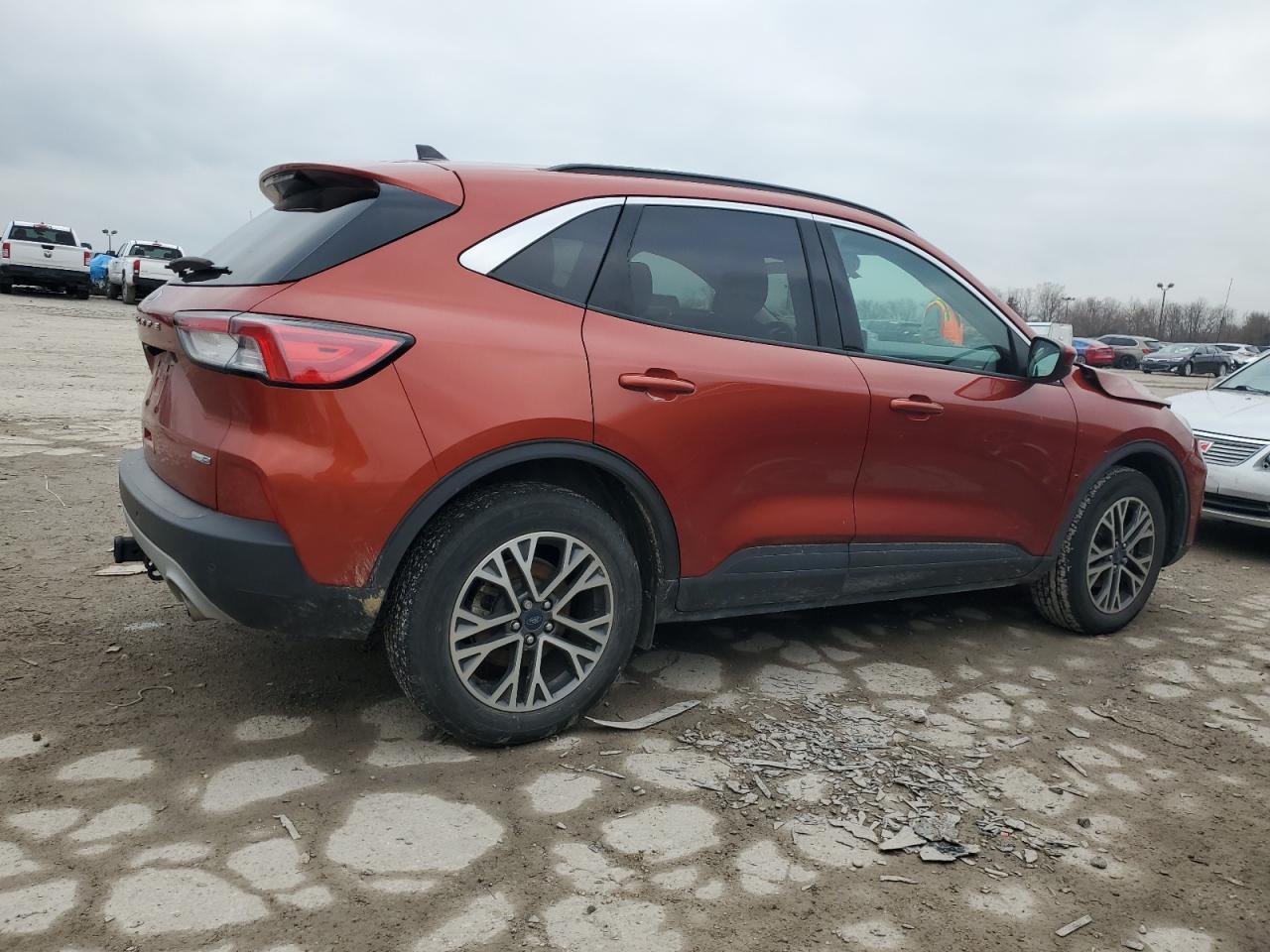 2020 FORD ESCAPE SEL - Фото 3