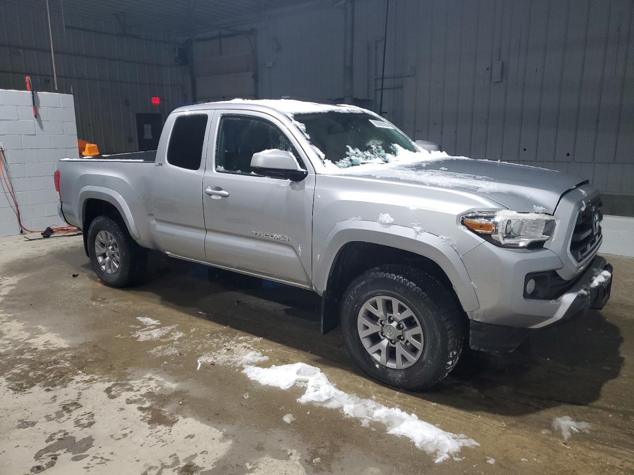 2017 TOYOTA TACOMA ACC - Фото 4