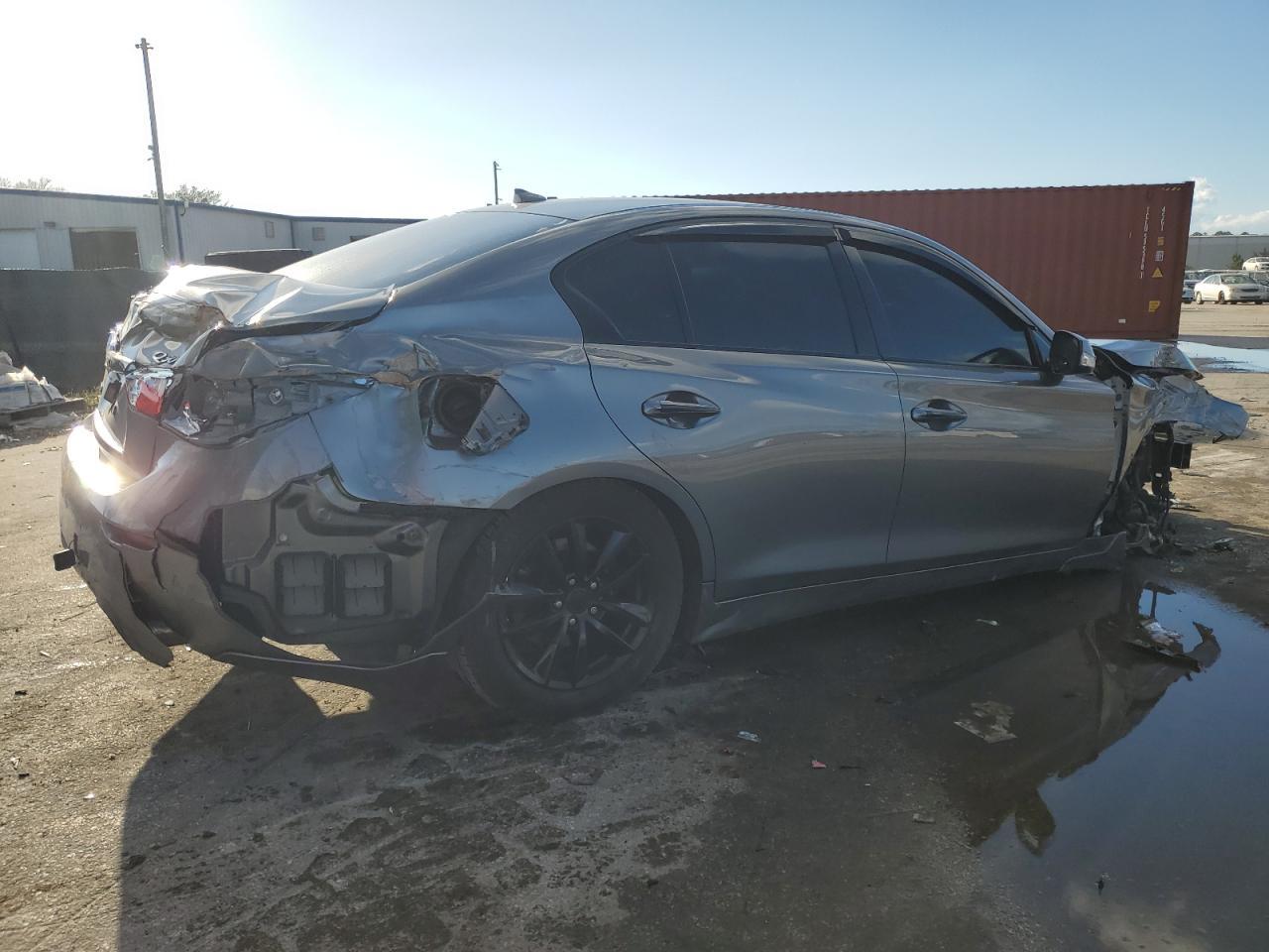 2016 INFINITI Q50 PREMIU - Фото 3