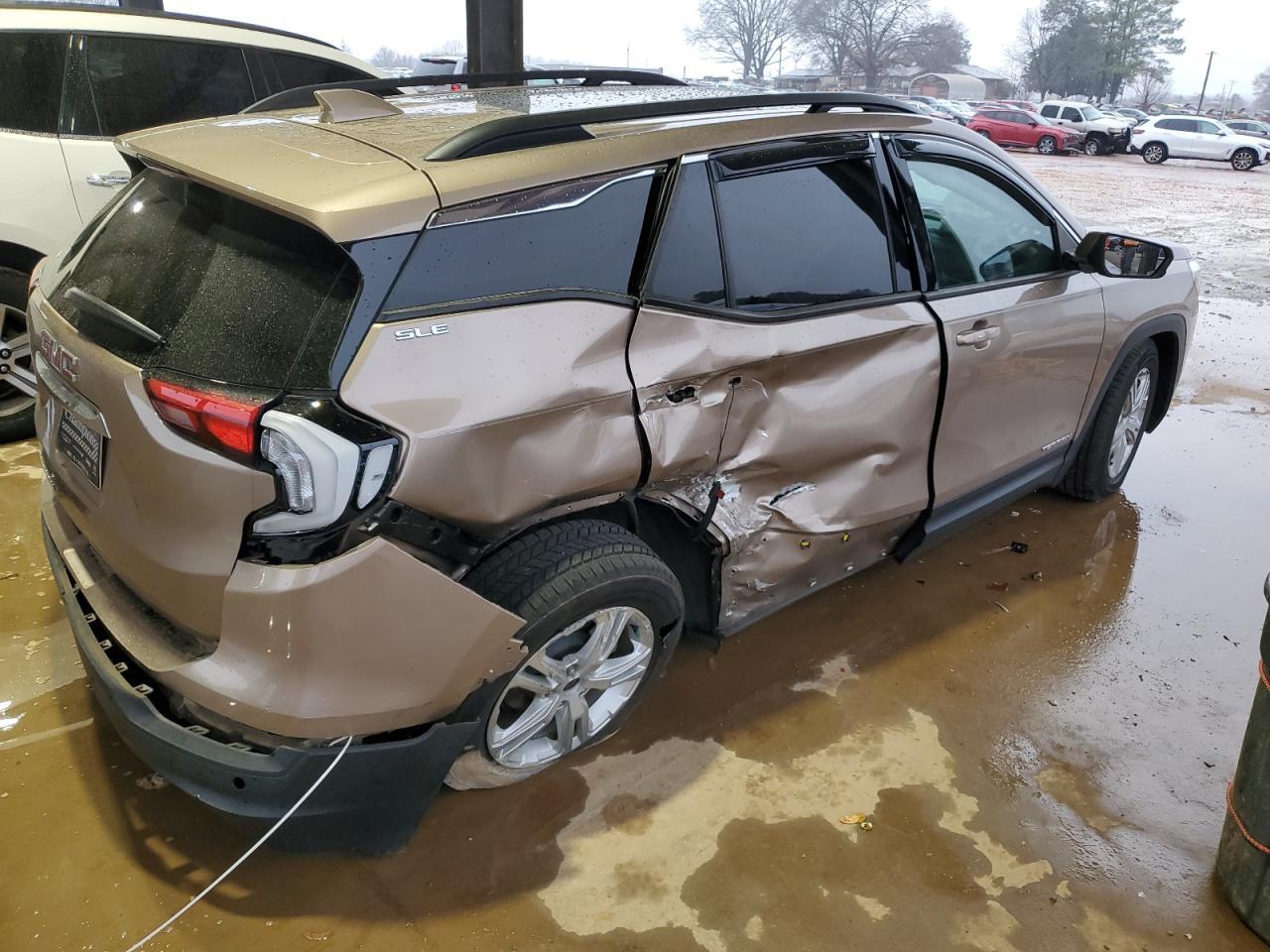 2018 GMC TERRAIN SL - Image 3