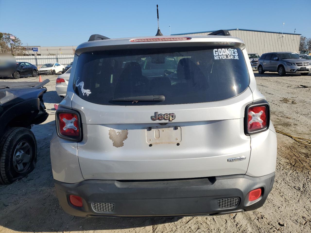 2016 JEEP RENEGADE L - Фото 6