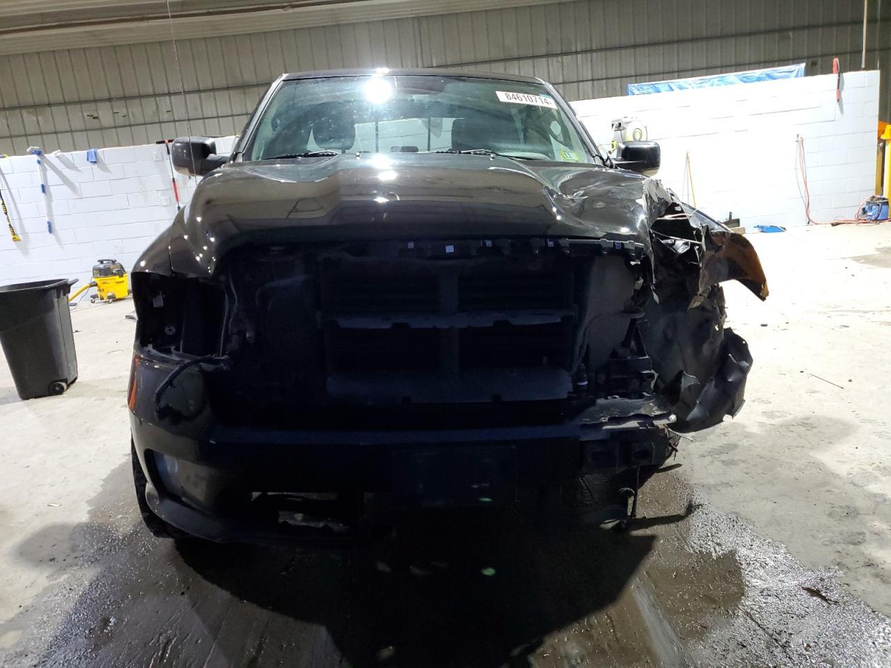 2014 RAM 1500 SPORT - Фото 5