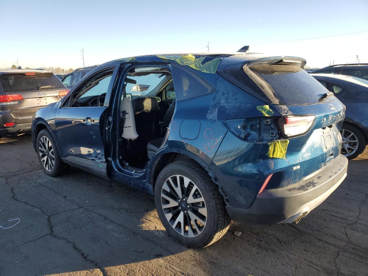2020 FORD ESCAPE SE - Image 2