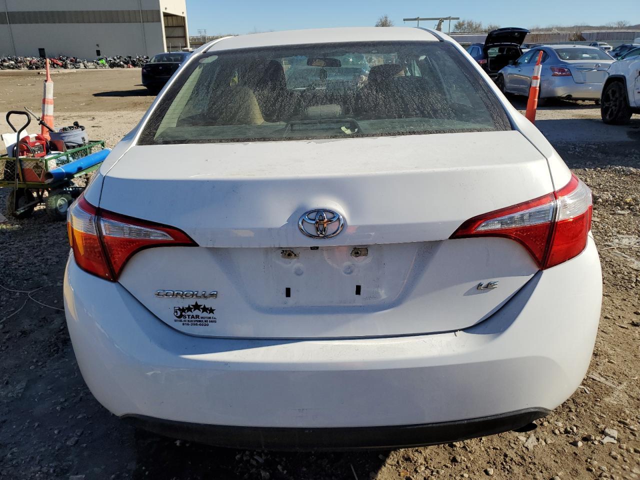 2015 TOYOTA COROLLA L - Image 6