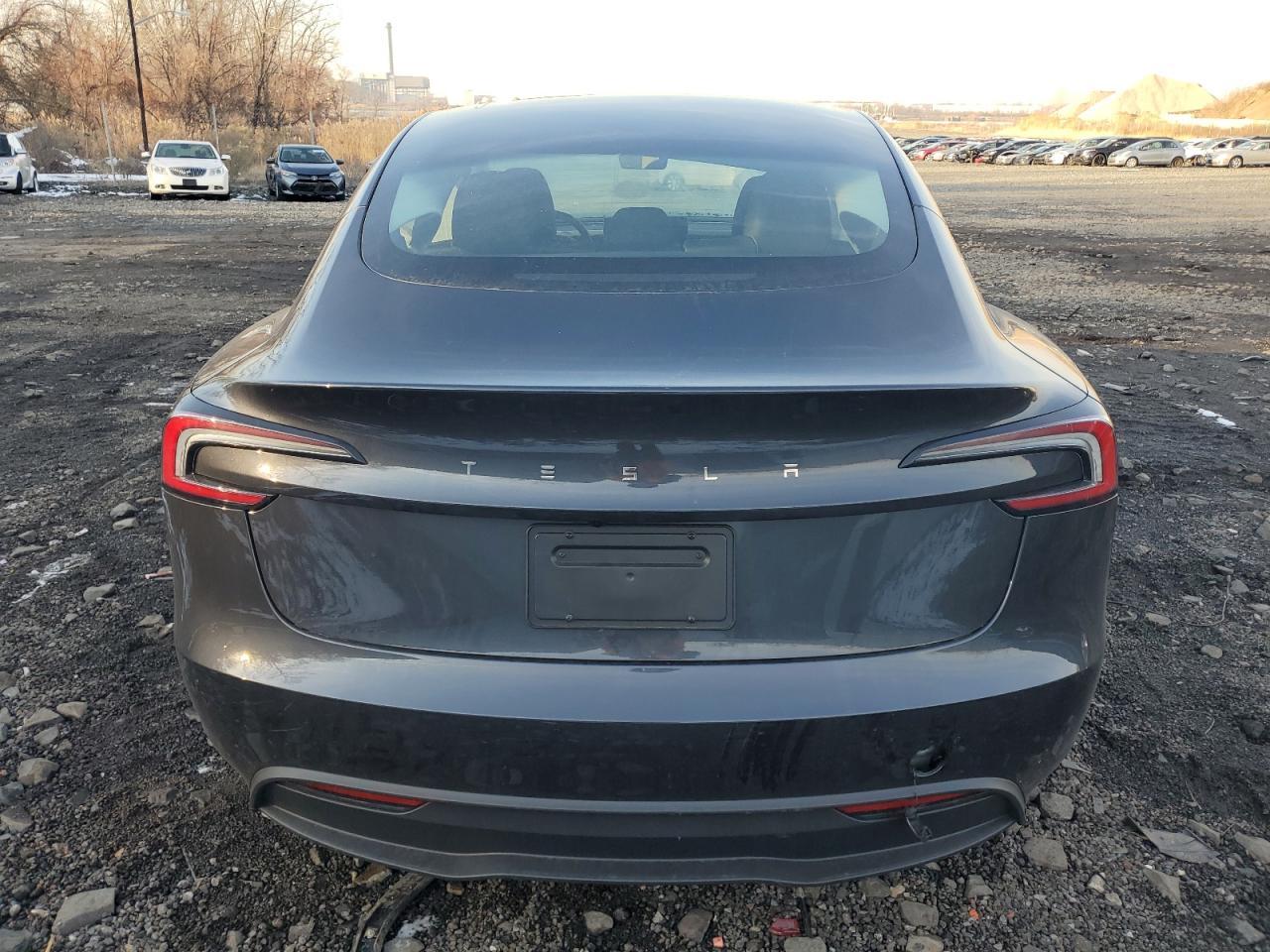 2024 TESLA MODEL 3 - Фото 6