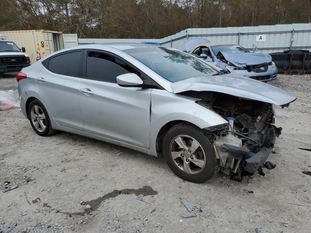 2013 HYUNDAI ELANTRA GL - Image 4