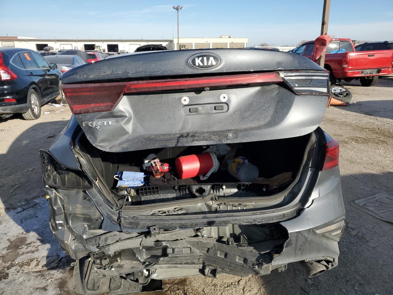 2020 KIA FORTE FE - Фото 6