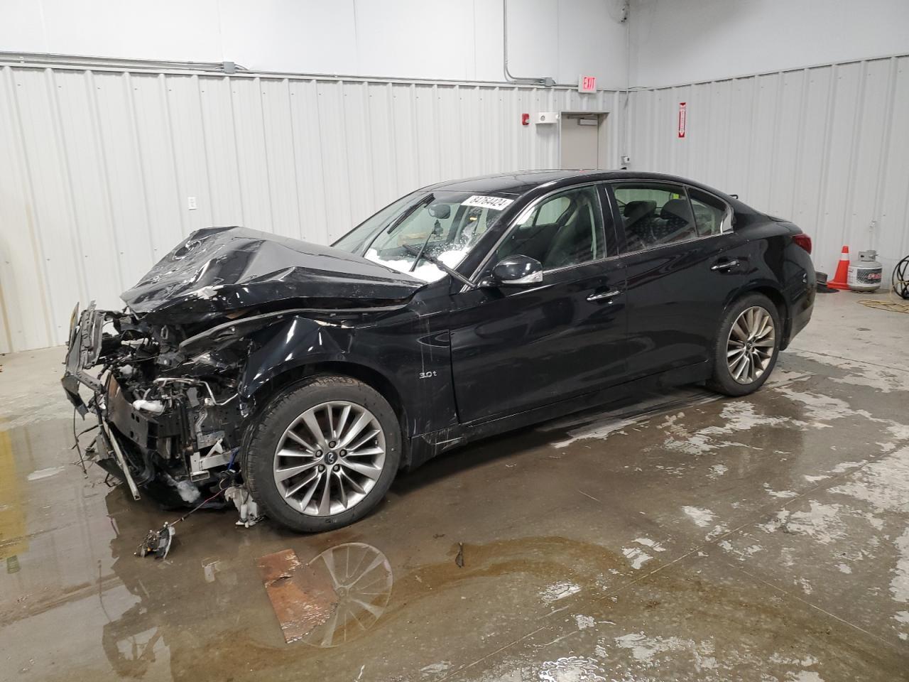 2018 INFINITI Q50 LUXE