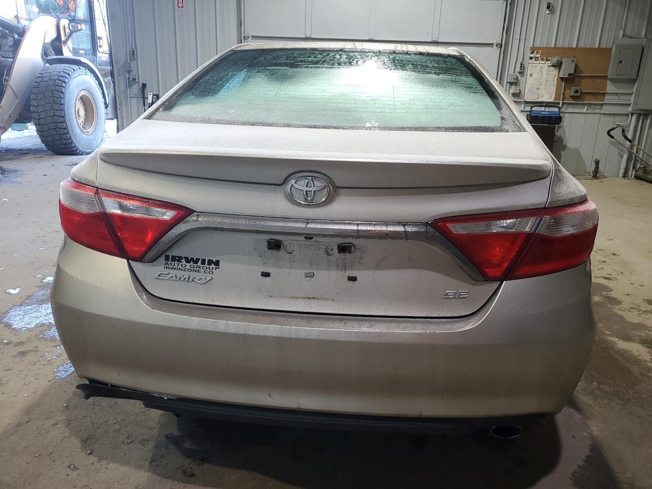 2016 TOYOTA CAMRY LE - Image 6