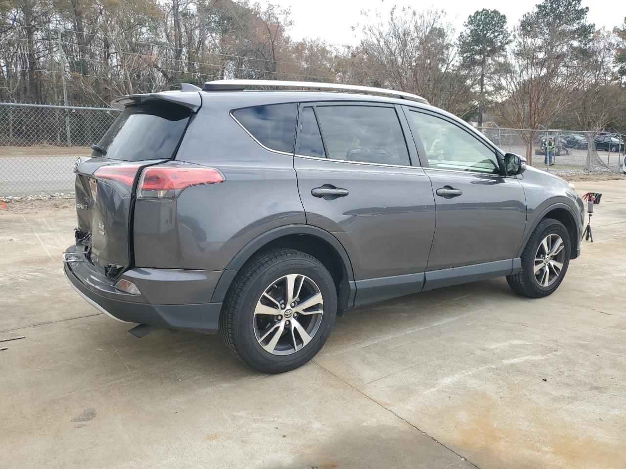 2016 TOYOTA RAV4 XLE - Фото 3