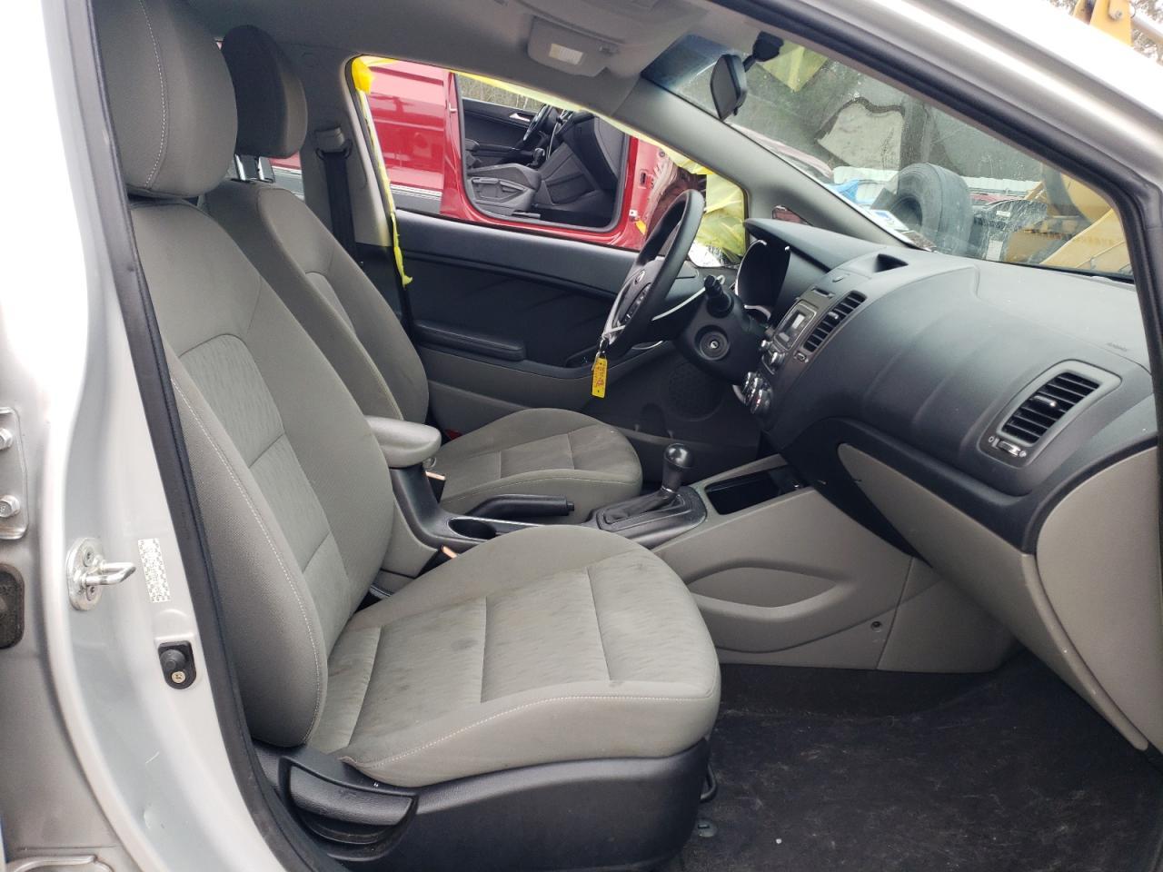 2015 KIA FORTE LX - Фото 7