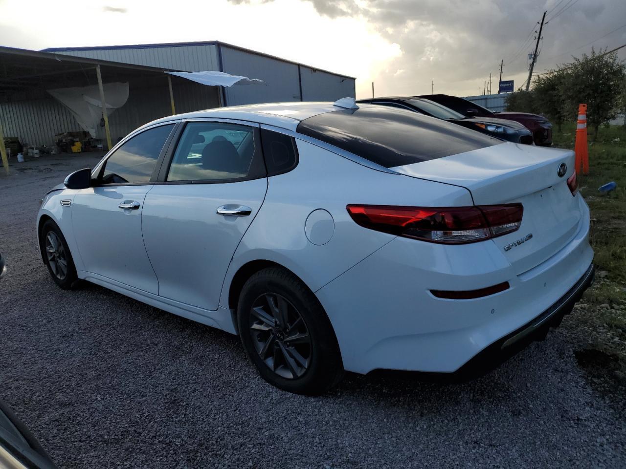2019 KIA OPTIMA LX - Фото 3