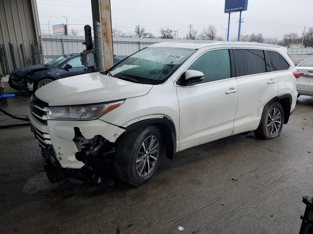 2018 TOYOTA HIGHLANDER