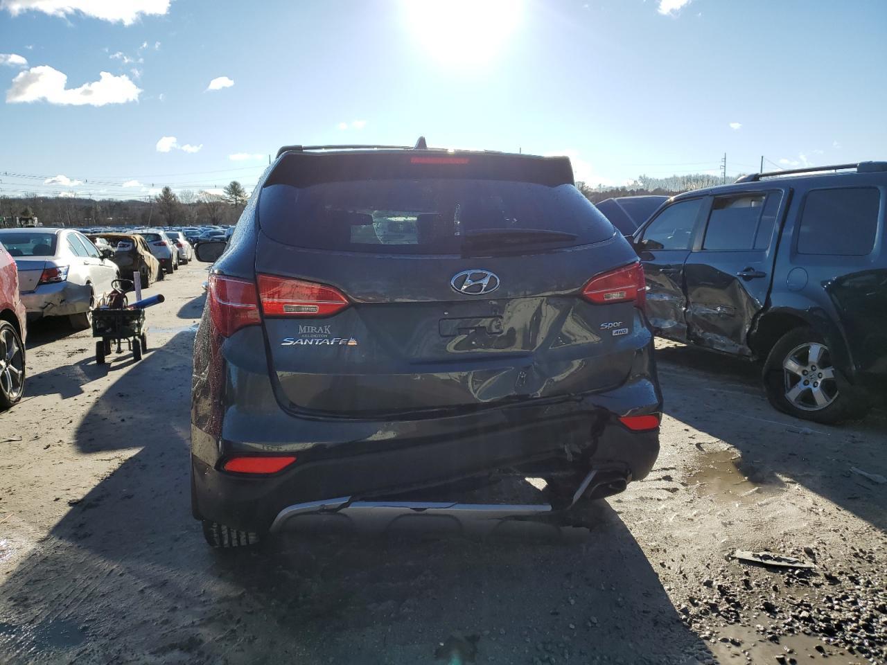2013 HYUNDAI SANTA FE S - Image 6